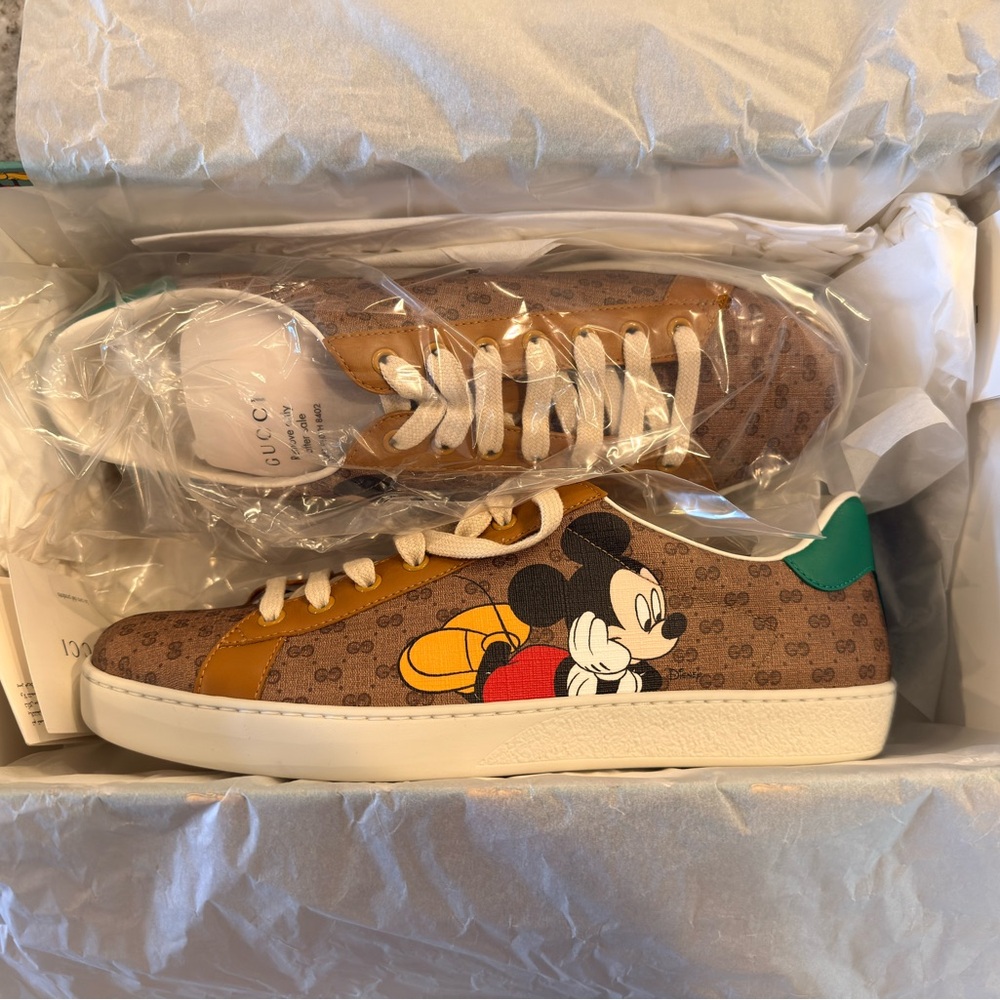 Gucci Men’s Mickey Mouse Brown Sneakers | Size 9
